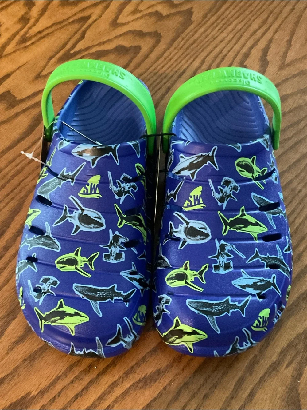 NWT Discovery Shark, Rugged Shark Slip-On Clogs, Royal Blue/Lime Green, Sz Boys